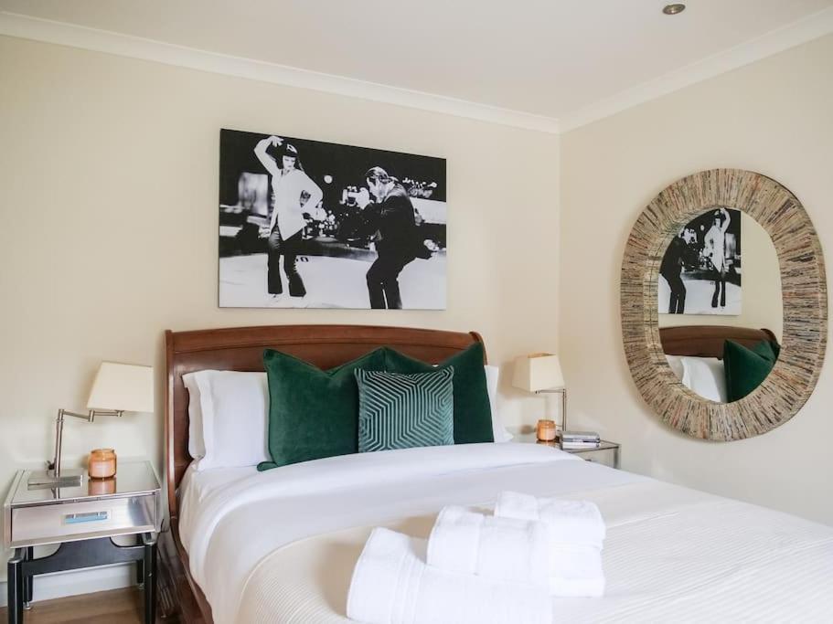 Stylish Retreat In The Heart Of Notting Hill Apartment London